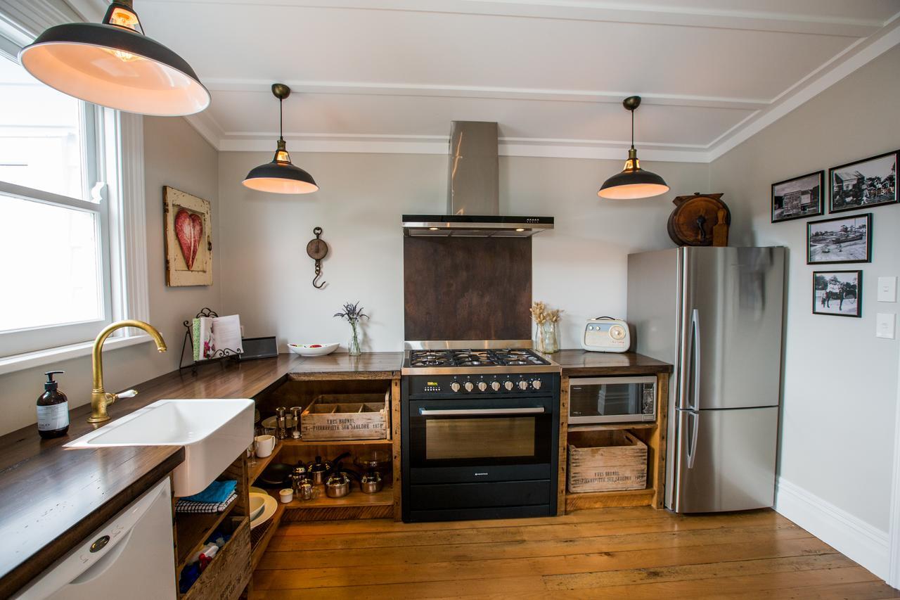 Coghill Cottage Whitianga Exterior photo